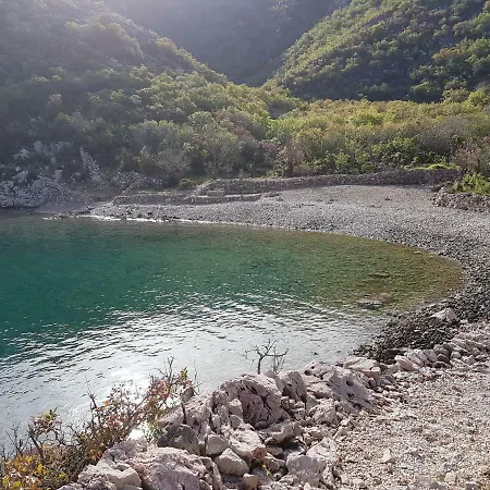 Kod Senja 60/a * Starigrad (Kvarner)